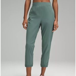 Lululemon Adapted State High Rise Cropped Jogger
